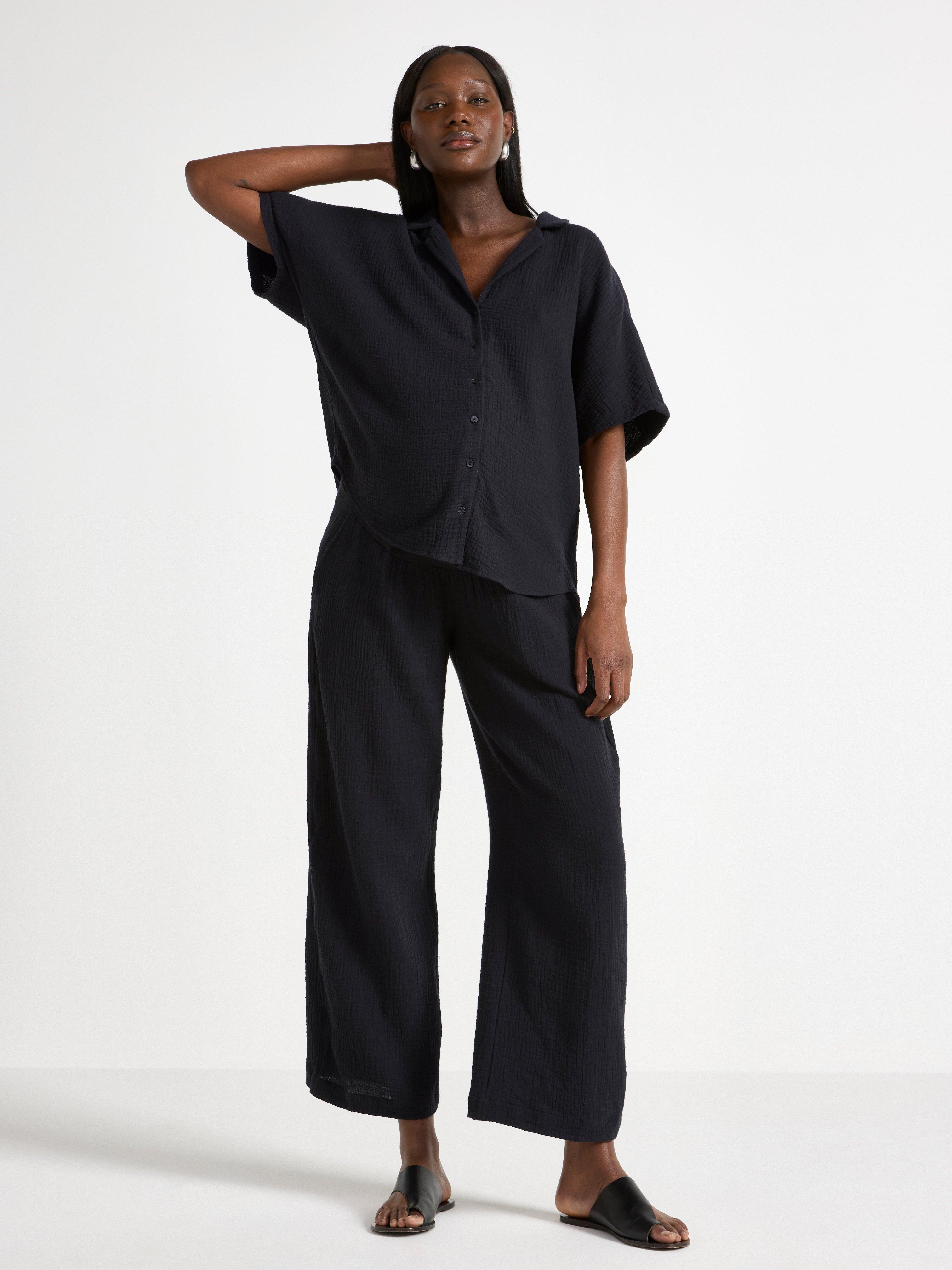 Camisa arrugada de mamá negra