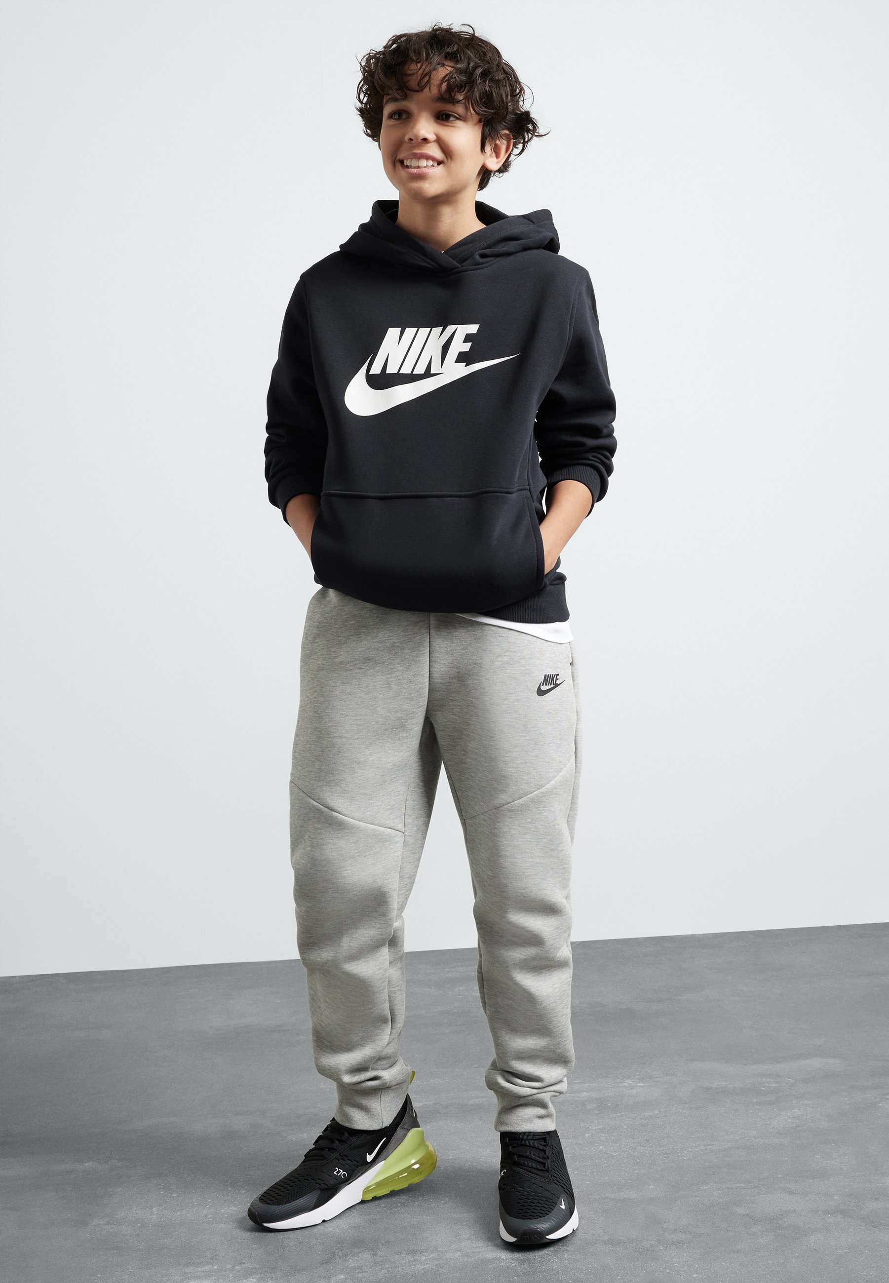 Nike Sportswear CLUB UNISEX - Sweat à capuche - noir/blanc