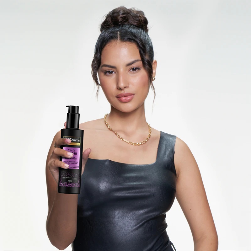 TRESemmé Biotin Repair kremasti serum brez izpiranja za brezhibno videti lase