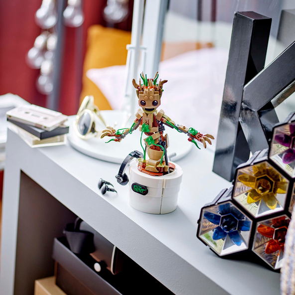 Marvel Super Heroes™ Dançando Groot 76297