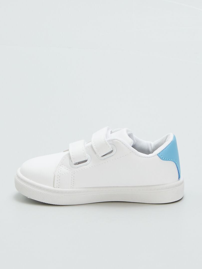 Zapatillas deportivas con estampado de corazones - BLANCAS
