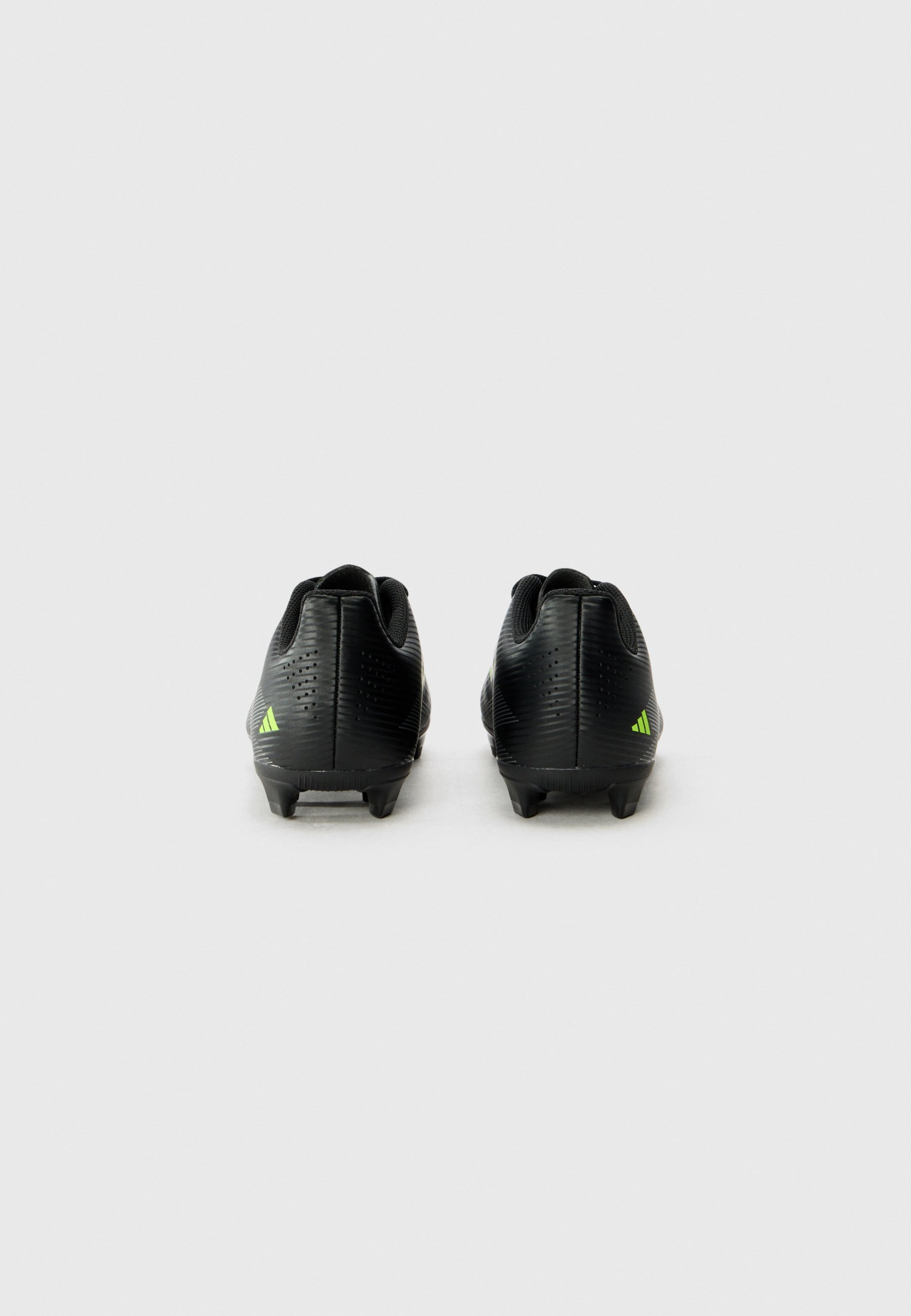 adidas Performance F50 CLUB UNISEXE - Chaussures de football pour terrain ferme - noir/gris fer/citron clair