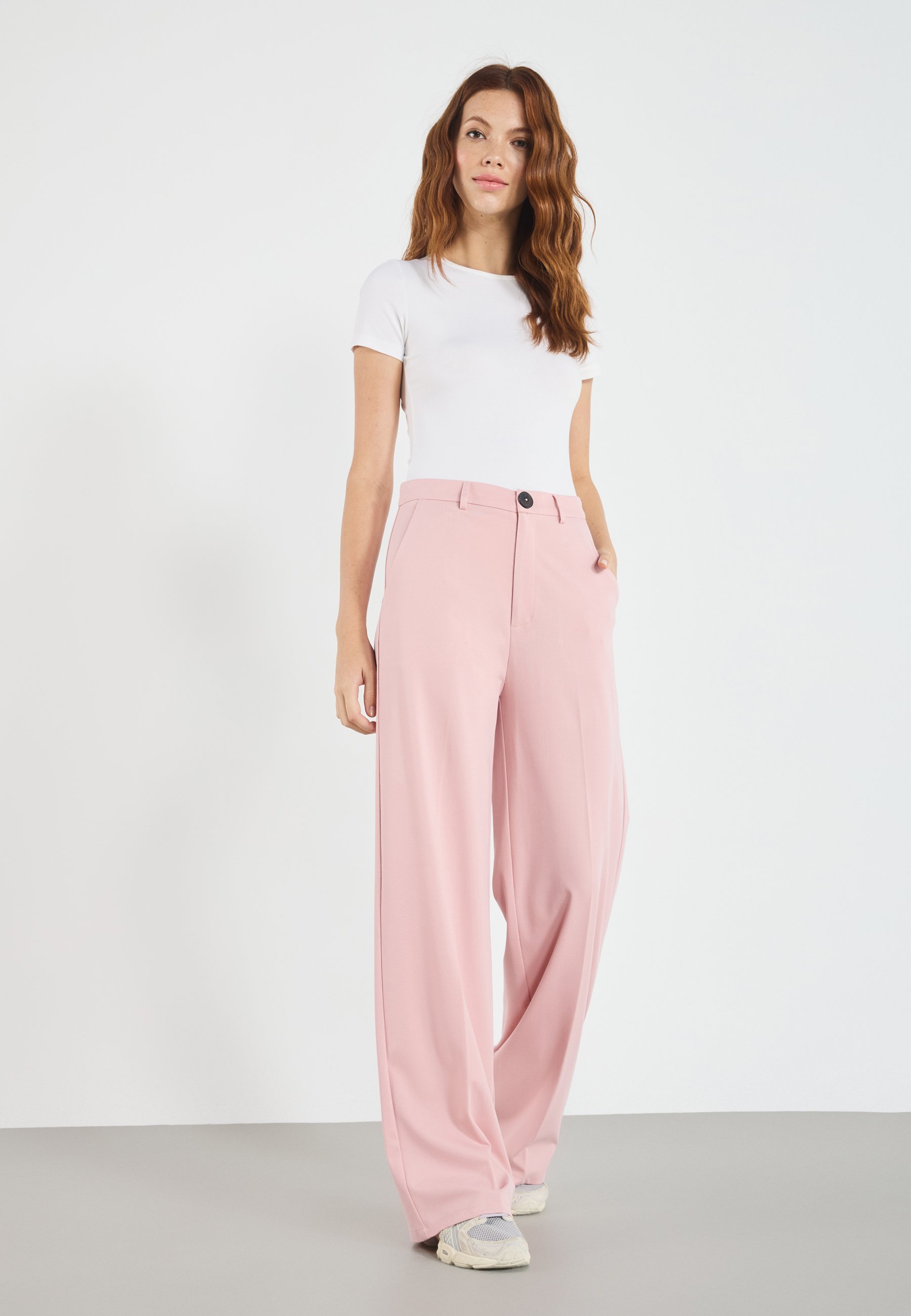 Pantaloni Even&Odd - rosa