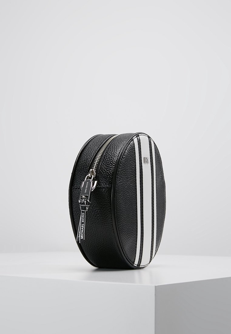Kabelka MICHAEL Michael Kors Crossbody - černá