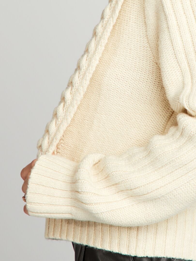 Korte gebreide trui - BEIGE