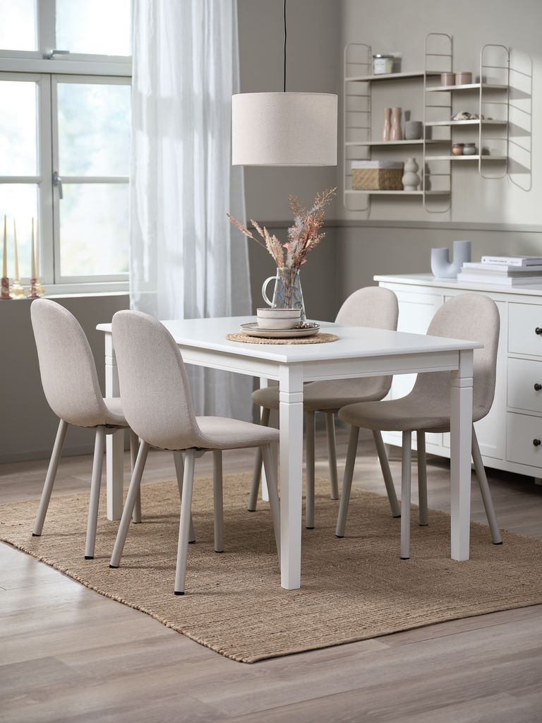KIRKEBY EJSTRUP KIRKEBY L130/220 stalas baltas 4 EJSTRUP kėdė smėlio spalvos