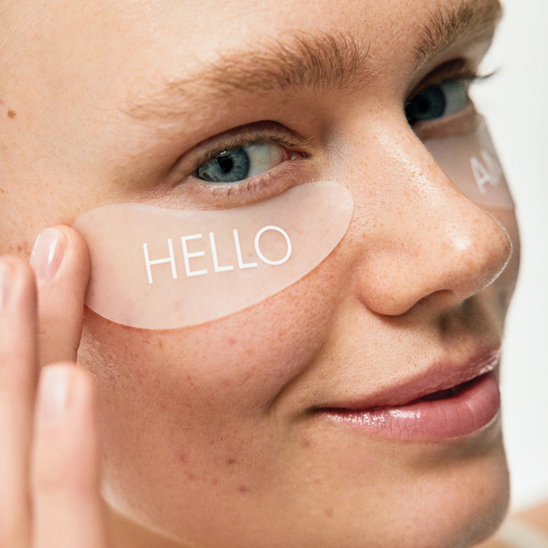 Booster Hello Amore Duo Set - Contorno occhi antirughe, Maschera Contorno Occhi, Tratt.anti borse e occhiaie, Cofanetto Antirughe, Cofanetto Occhi e Labbra