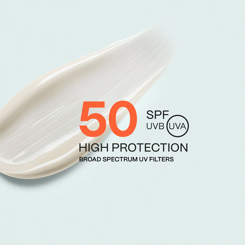 Fluido de proteção UV antibrilho Saffee ClearDerm FPS 50 para pele oleosa e com tendência acneica.