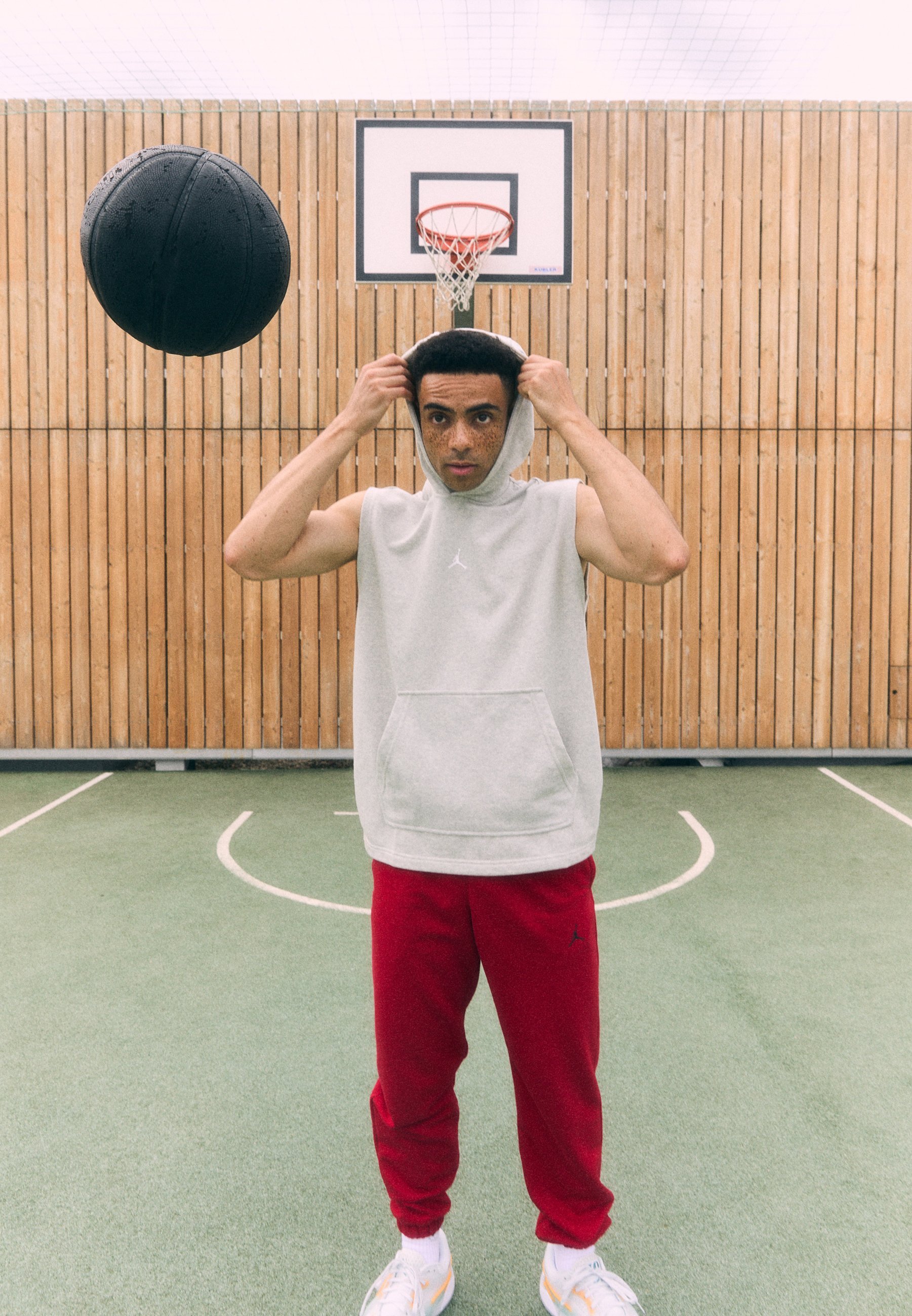 Jordan SPORT CROSSOVER MOUWLOZE HOODIE - Hoodie - grijs gemêleerd/wit