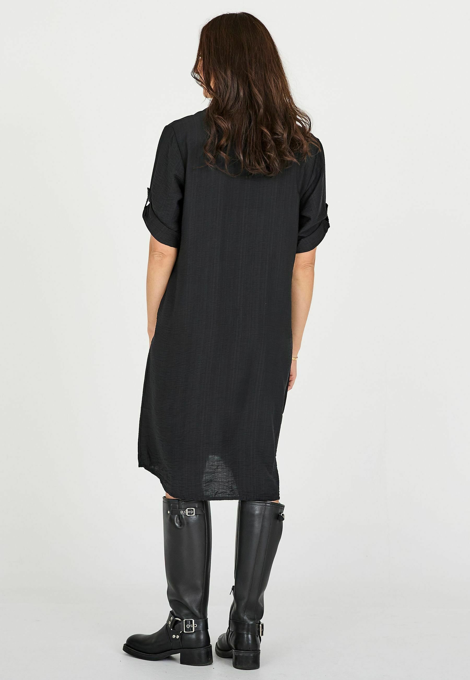 NÜ CAITLIN - Robe-chemise - noire