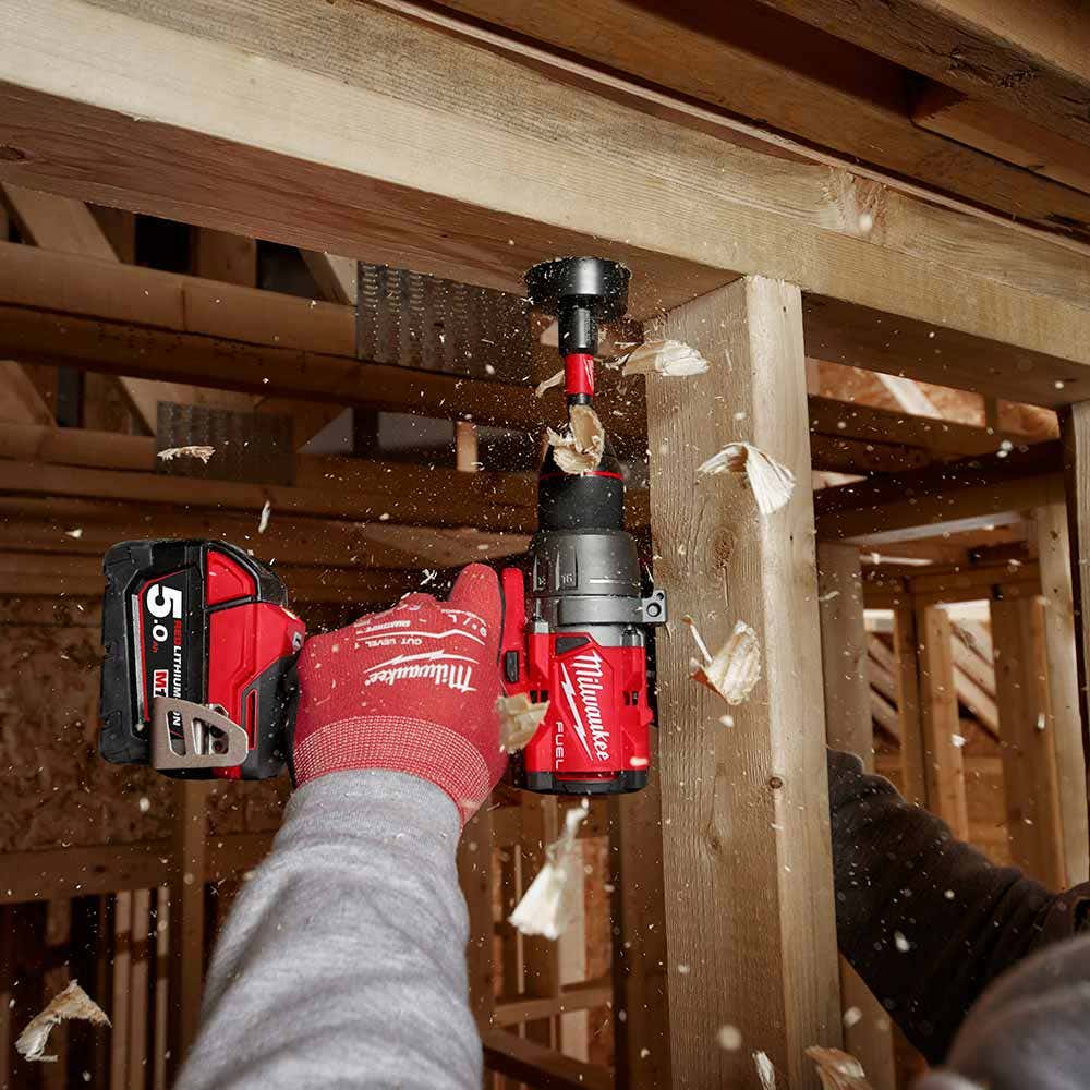Furadeira/Parafusadeira MILWAUKEE FUEL™ 18V de 13mm com Adaptador M18FDD30