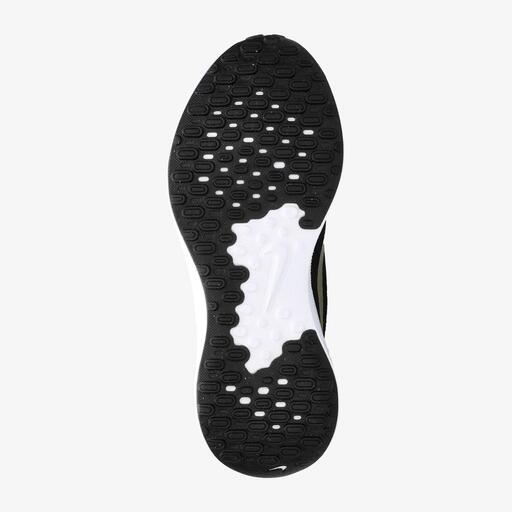  Nike Revolution 7