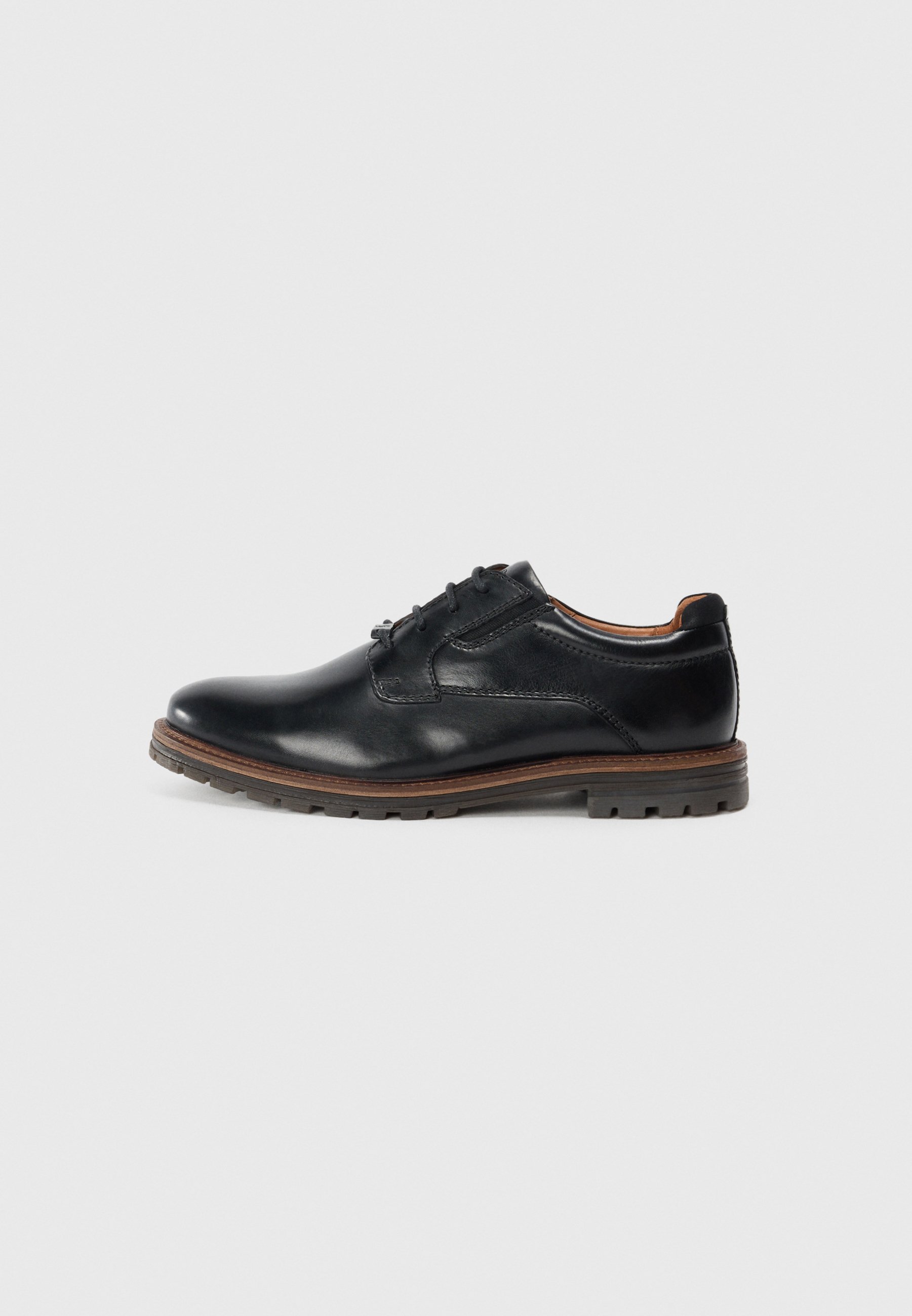 Chaussures à lacets Salamander - noires