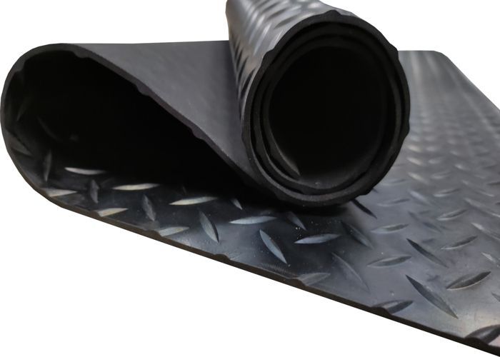 Sol PVC| 140X250CM| Strié Noir| Epaisseur 3MM| PVC 100%