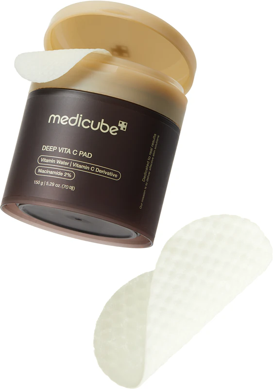 medicube Deep Vita C Pad: intensief revitaliserende pads voor een stralend en gladmakend effect.
