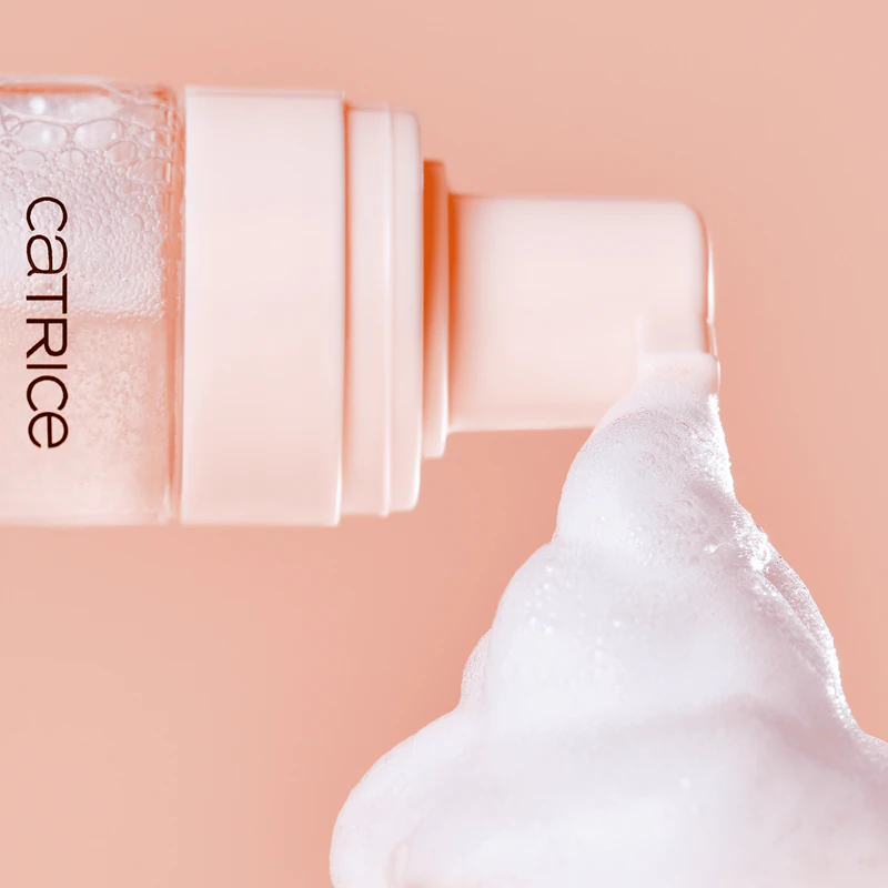 Podkladová báza pod make-up Catrice Soft Glam Foam Primer