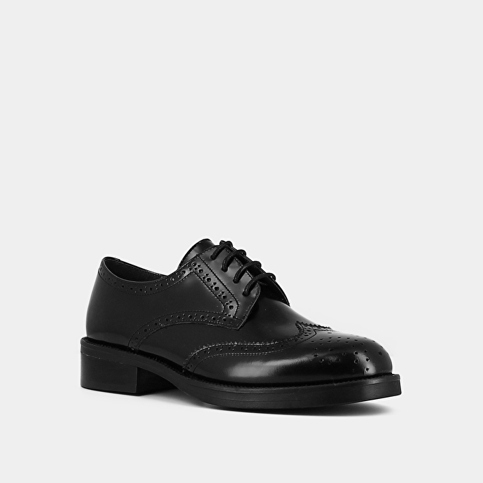 Derbies à lacets  en cuir glacé noir