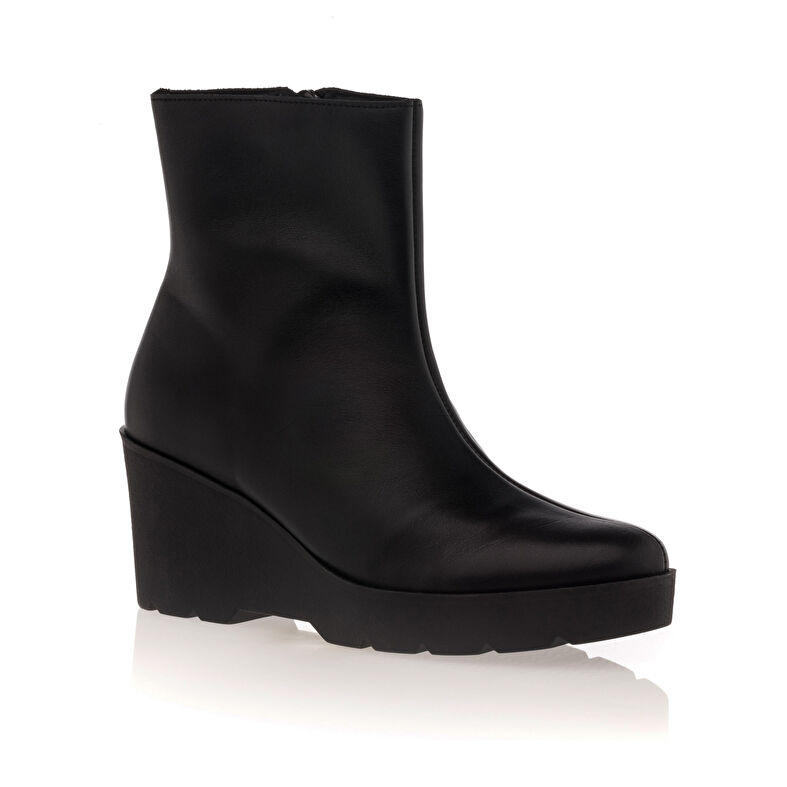 Schwarze Damenstiefel / Stiefeletten