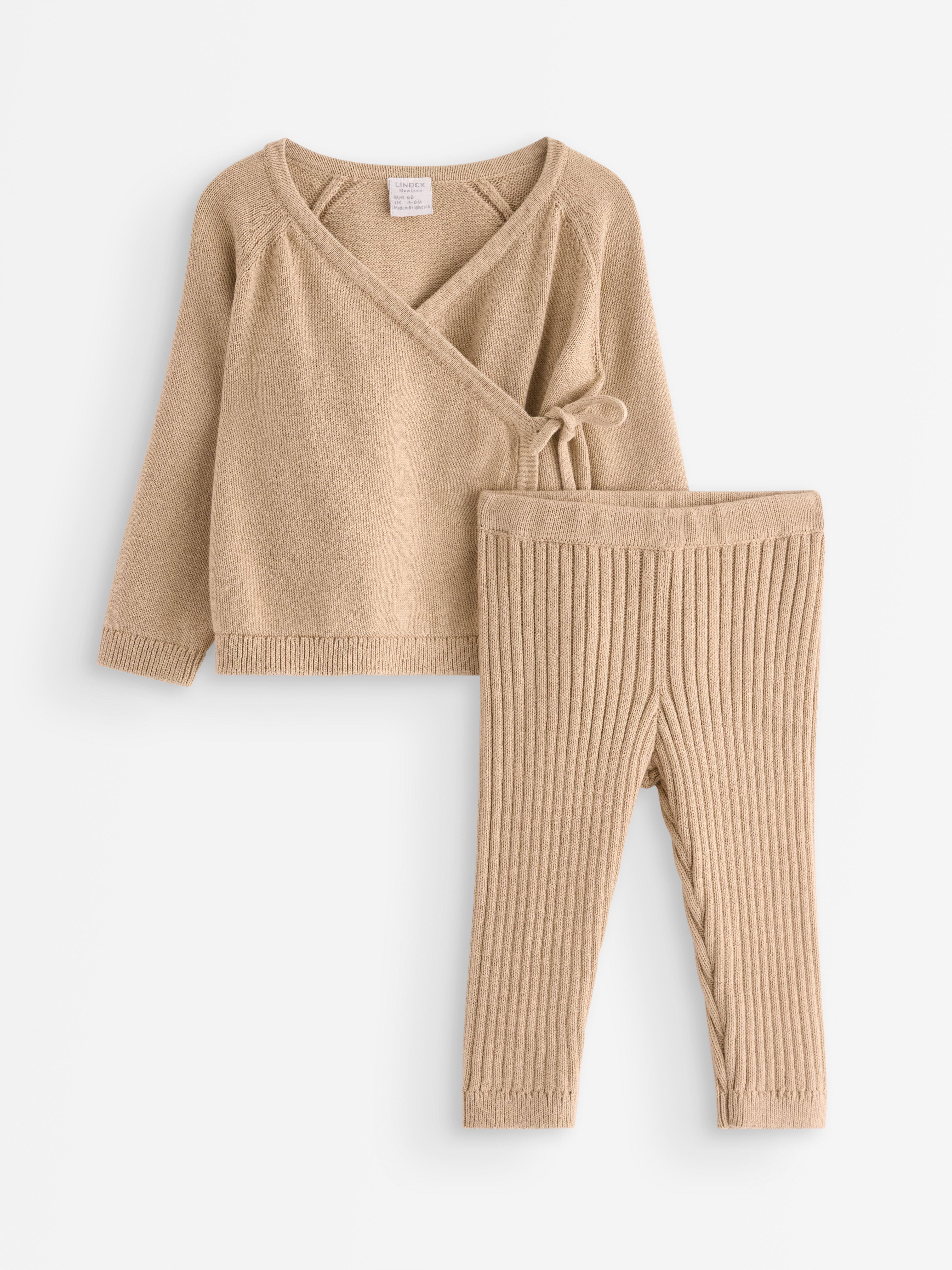 Conjunto - suéter e leggings bege