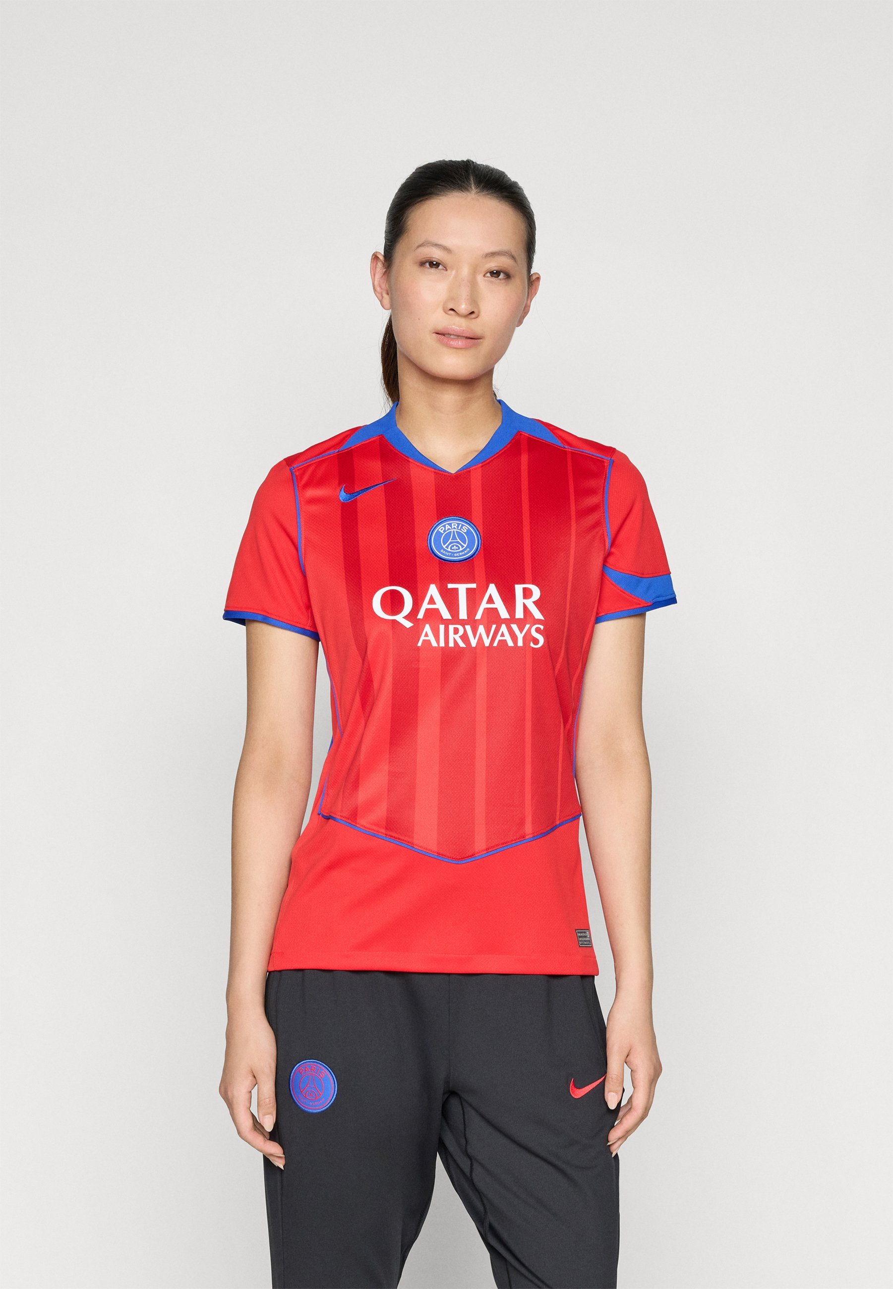 Nike Performance PARIS SAINT-GERMAIN 2025/26 STADIUM DERDE VELDEN - Clubkleding - Global Red/Sport Red/Hyper Royal