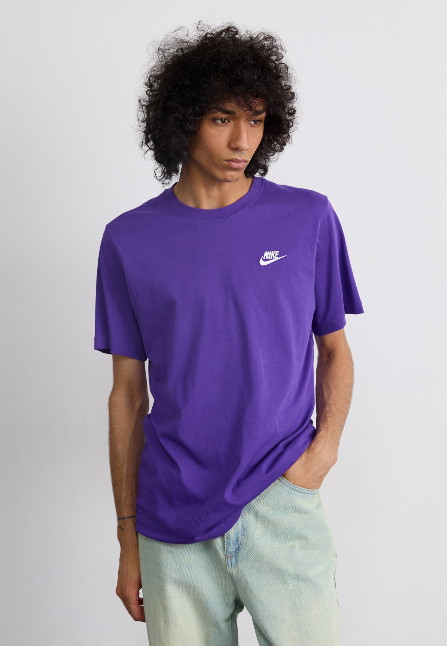 Nike Sportswear Basic T-shirts