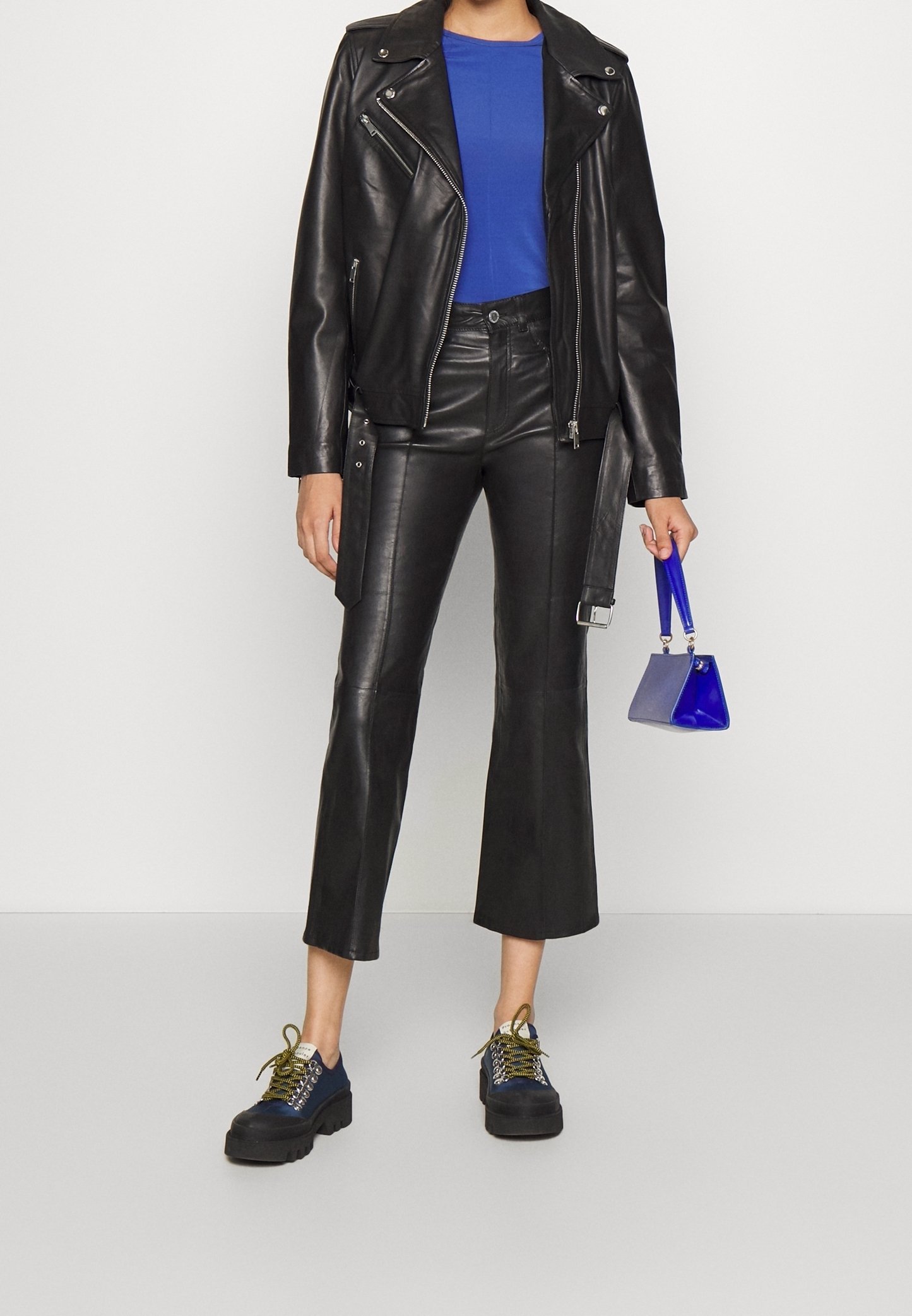 Pantalon en cuir RIANI - noir
