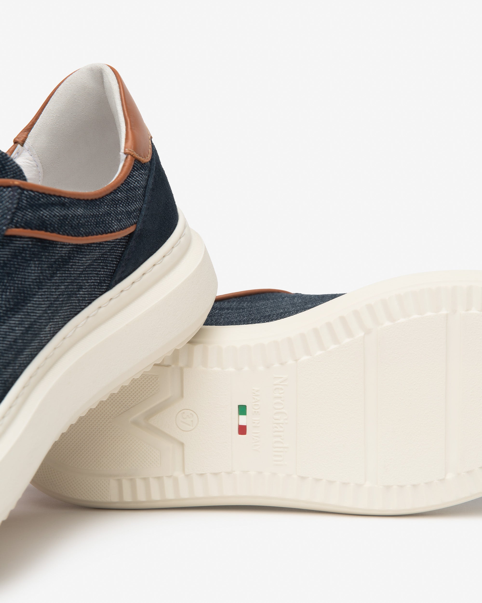  Damen-Sneaker aus Stoff und Leder