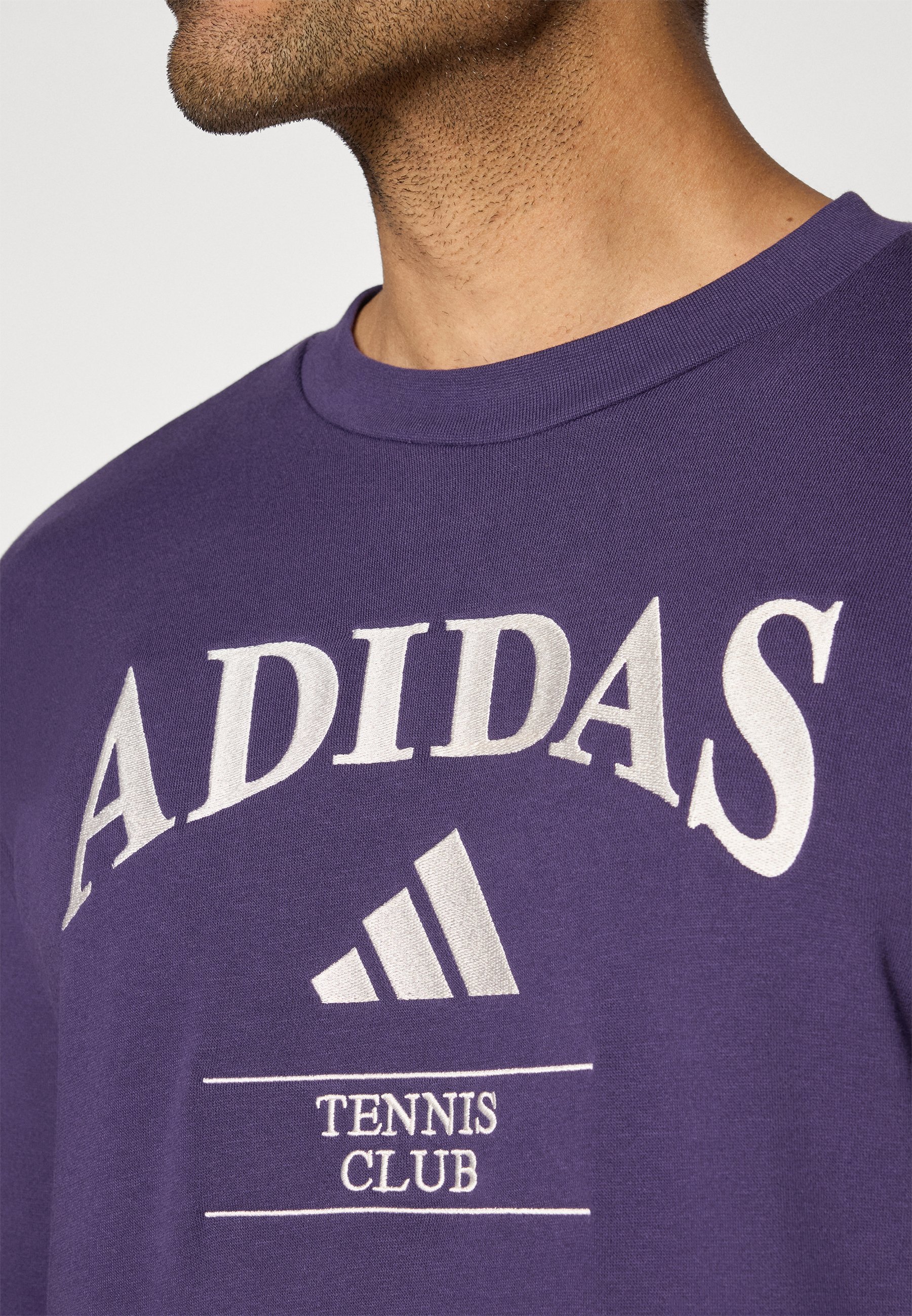 adidas Performance HERITAGE TENNIS GRAPHIC CREW - Mikina - aurora plum