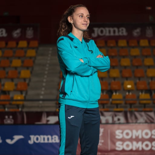 Bunda Joma Championship VI, fluorescenčně tyrkysová, tmavě modrá