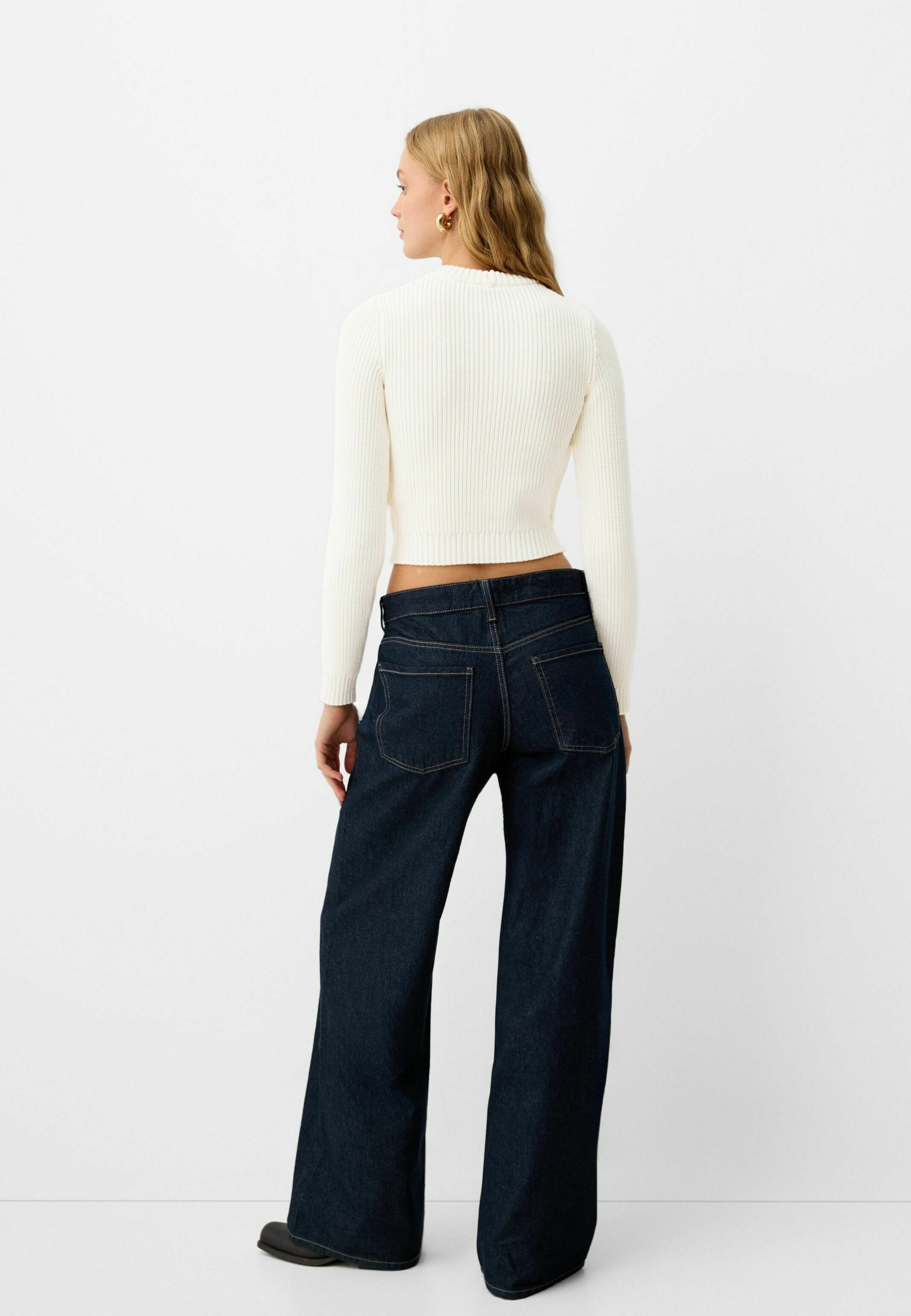 Bershka ROUND NECK - Megztinis - smėlio spalvos