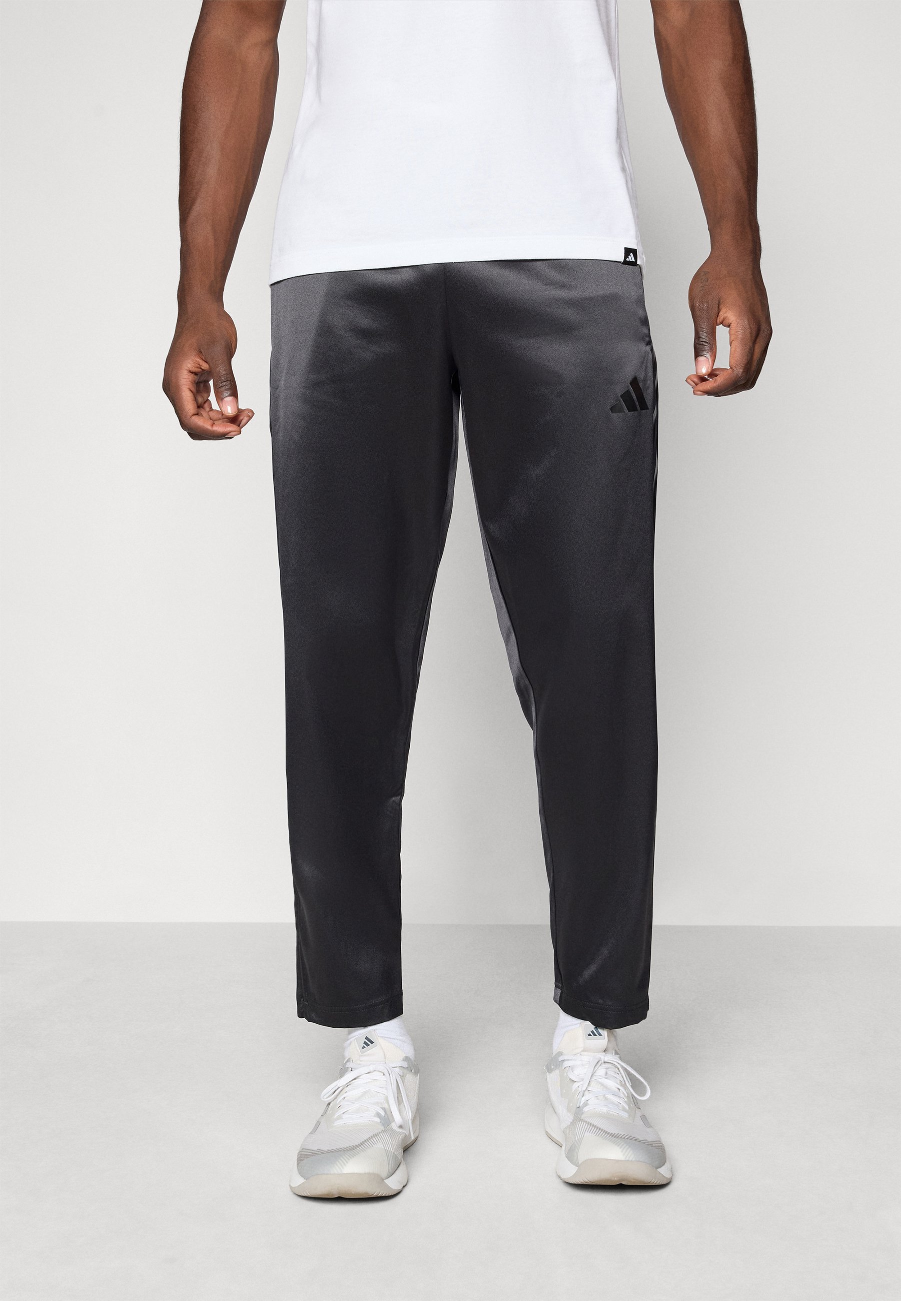 adidas Sportswear TIRO - Treningsbukse - svart