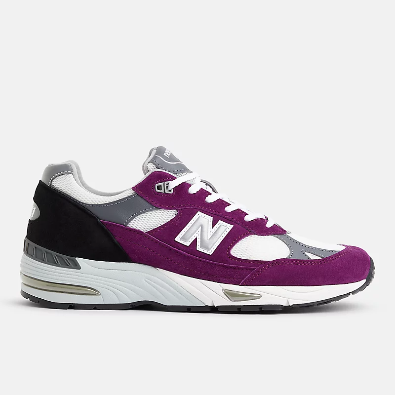 Hergestellt in Großbritannien. 991v1 Bright Renaissance Herrenschuhe – Traubensaftfarben mit Legierung und Schwarz