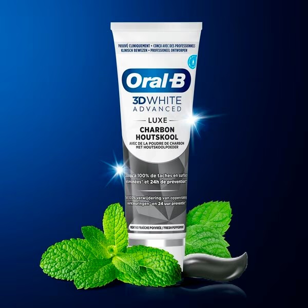 Oral-B 3D White Whitening Therapy Intenzivna čistilna pasta za zobe 75 ml
