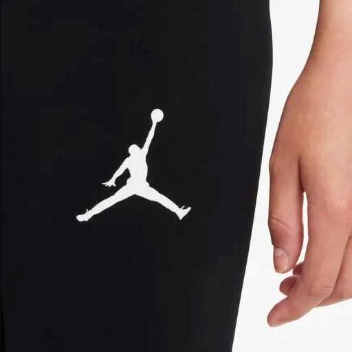  Nike Jordan