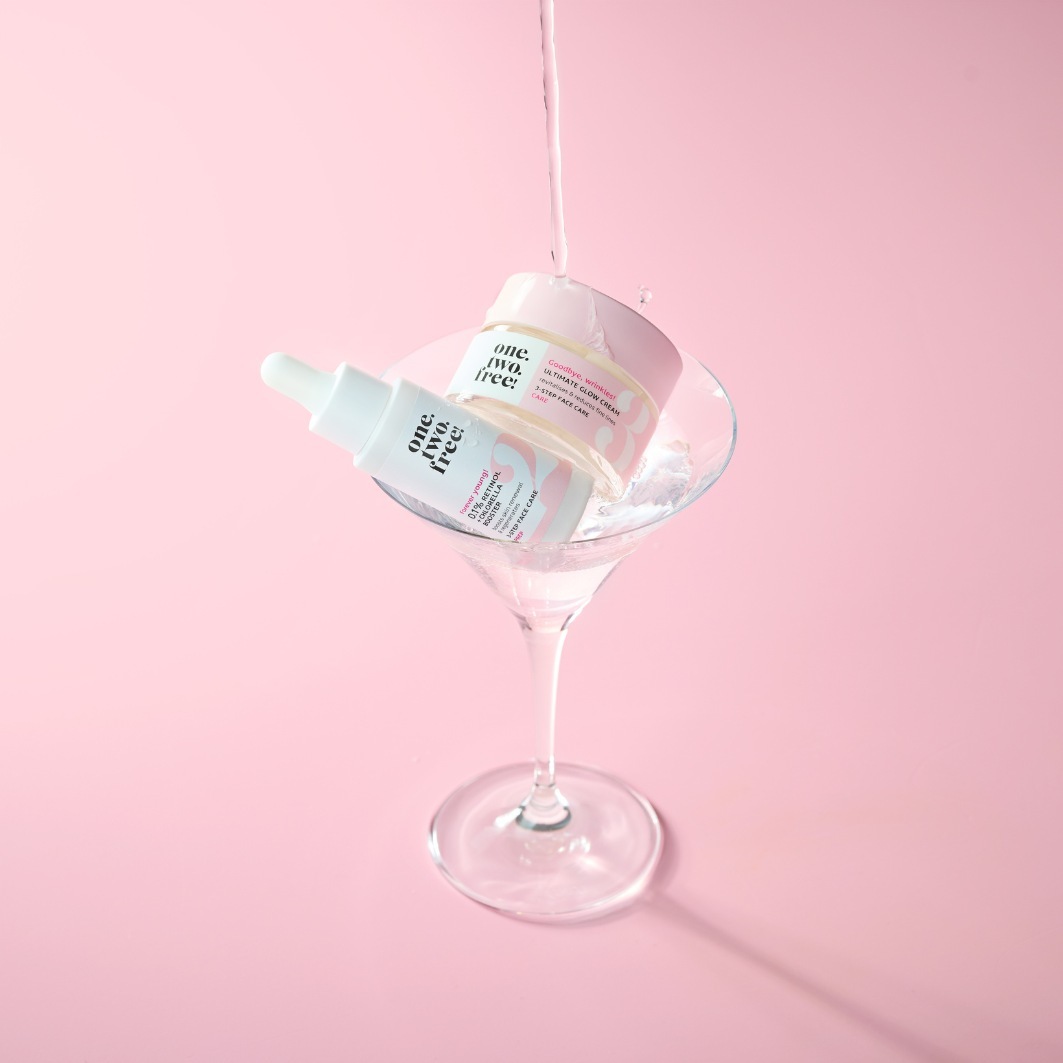 viens.two.bez maksas! Pretnovecošanās serums ar 0,1% retinolu un hlorellas pastiprinātāju – 20 ml