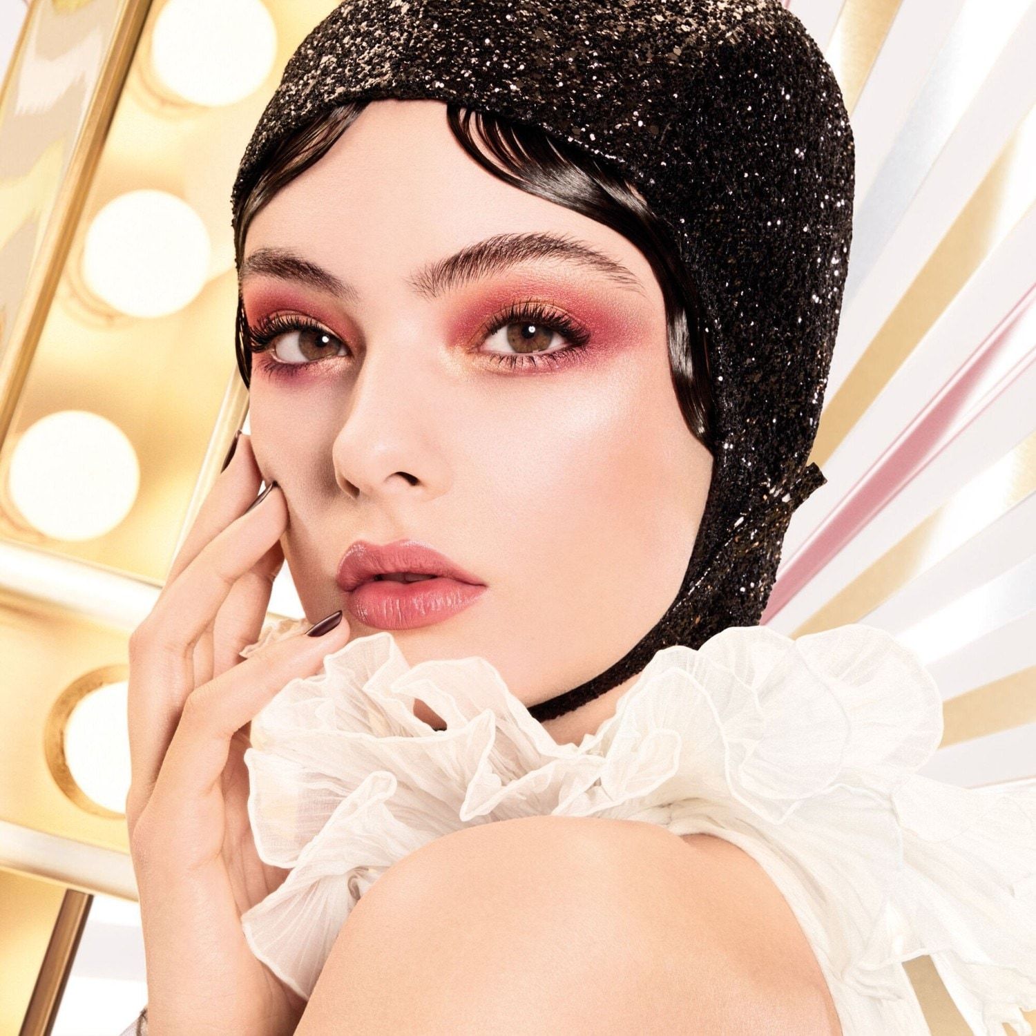 DIOR paleta sjenila za oči Diorshow sa 5 nijansi – Limitirano izdanje – 1 komad