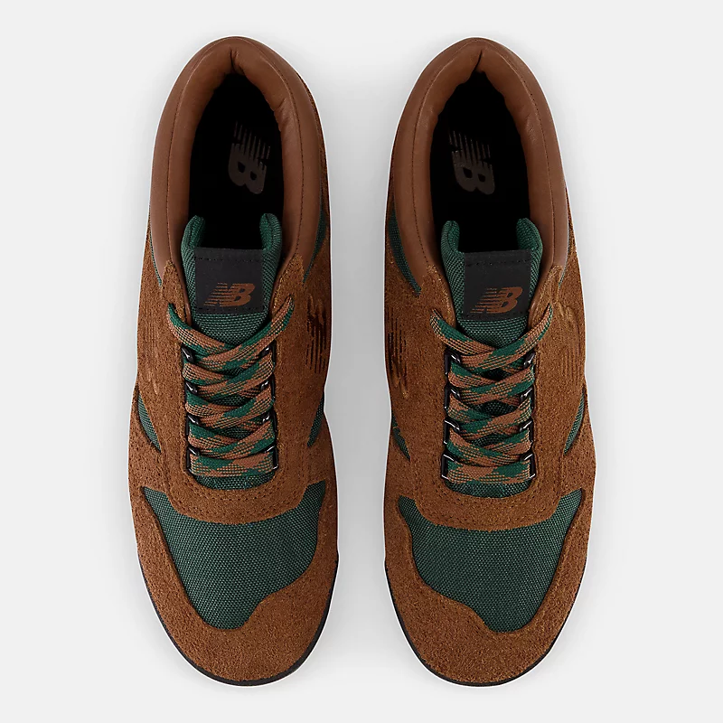 Unisex RAINIER LOW - True Brown med Nightwatch Green i magnesium