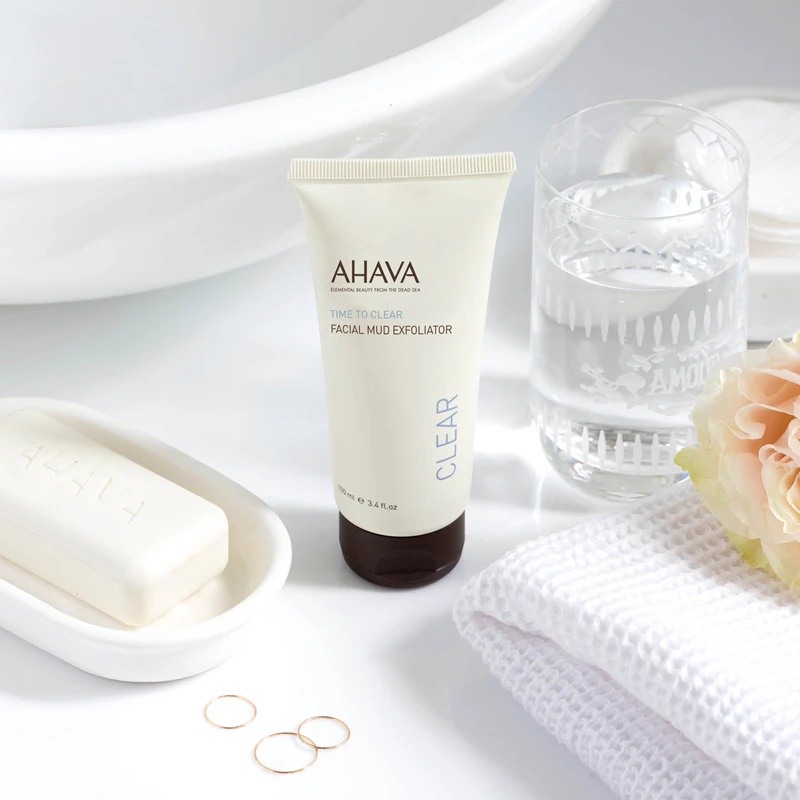 AHAVA пилинг за лице са муљем Time To Clear