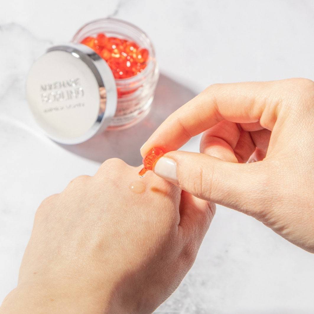 ANNEMARIE BÖRLIND Švytėjimą suteikiantis serumo veido aliejus - 18 ml