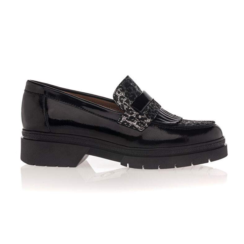 Svarta loafers/båtskor för kvinnor
