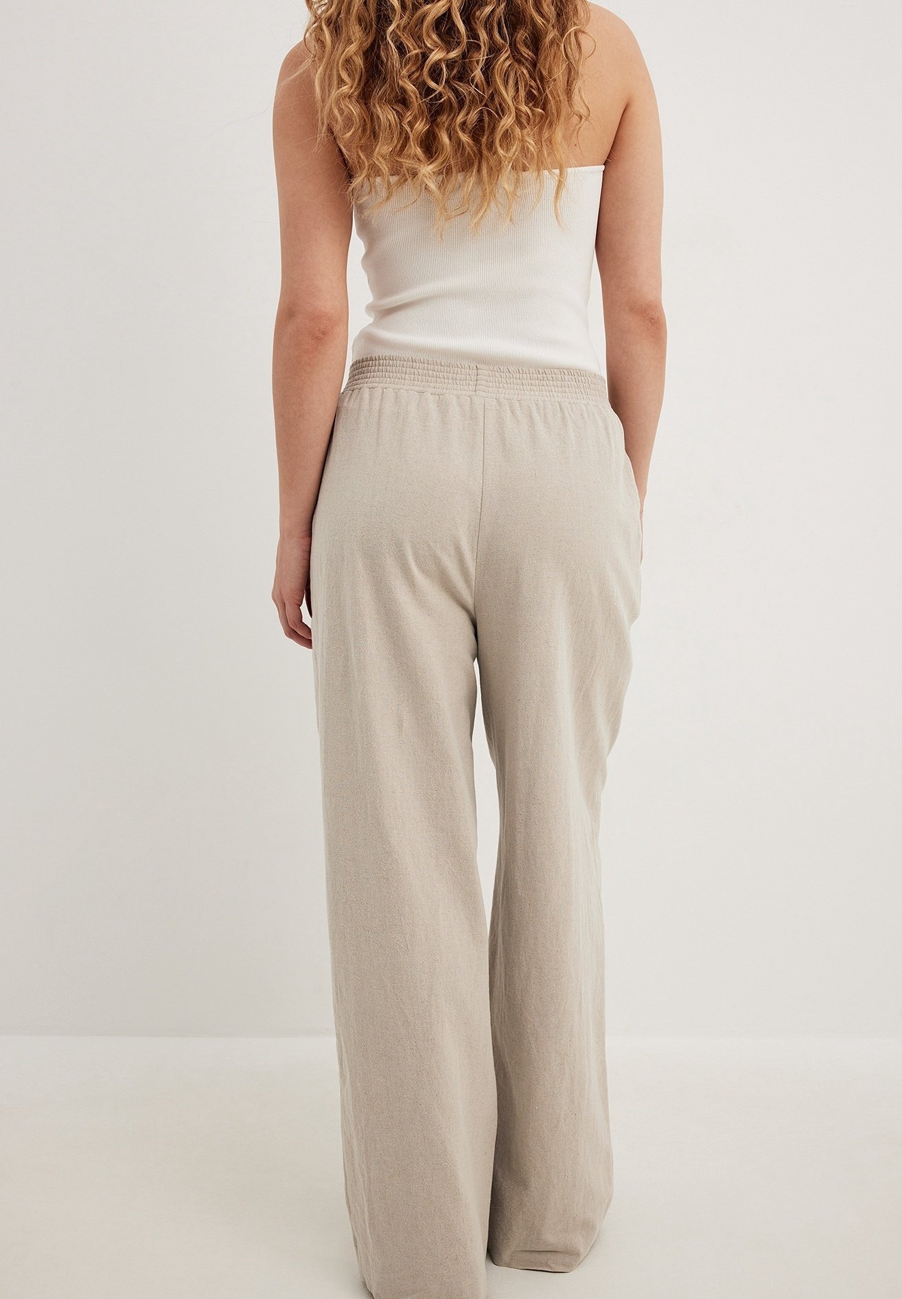 NA-KD Broek - beige