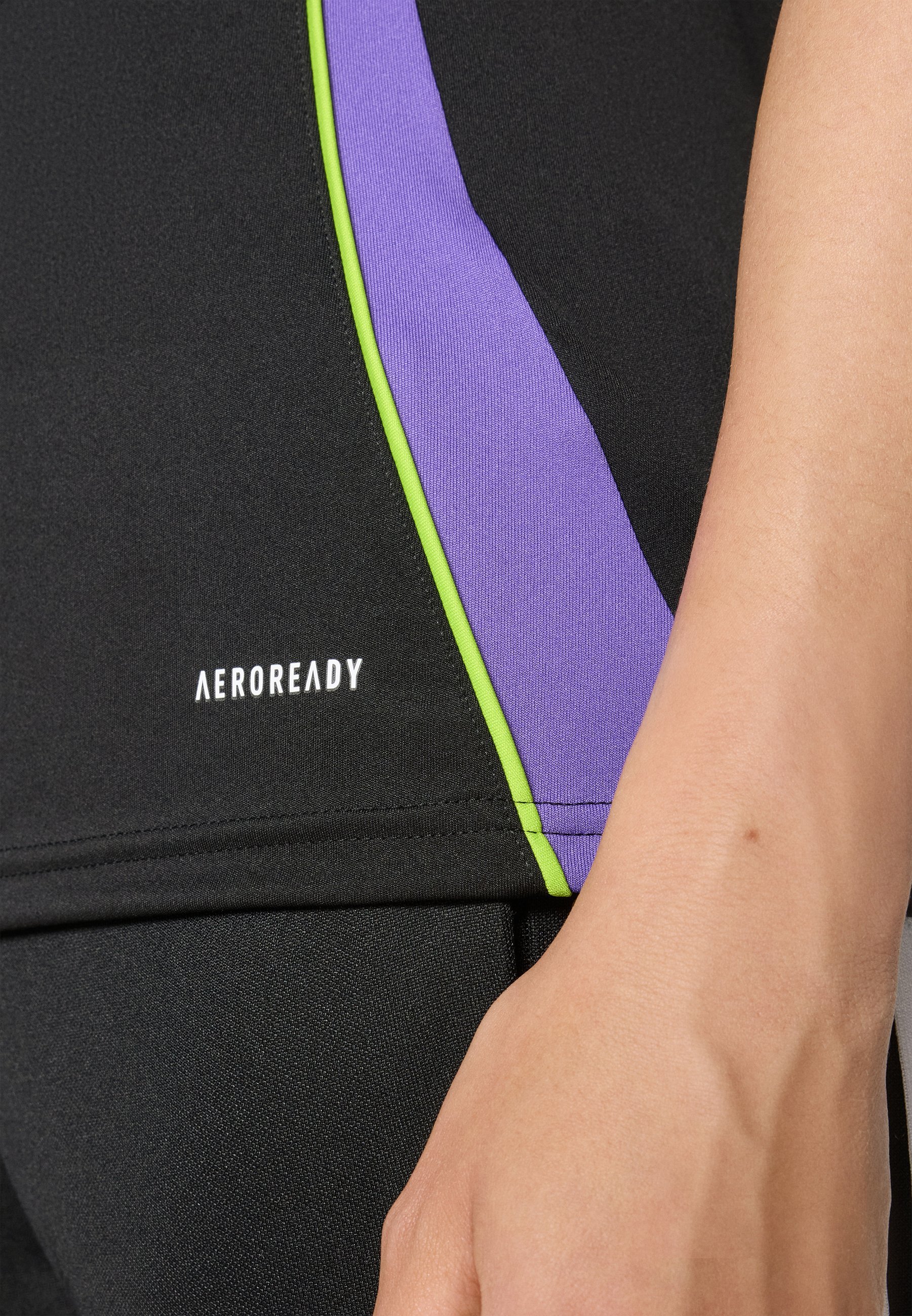 adidas Performance TIRO24 WOMEN - Sport T-shirt - zwart/paars rush