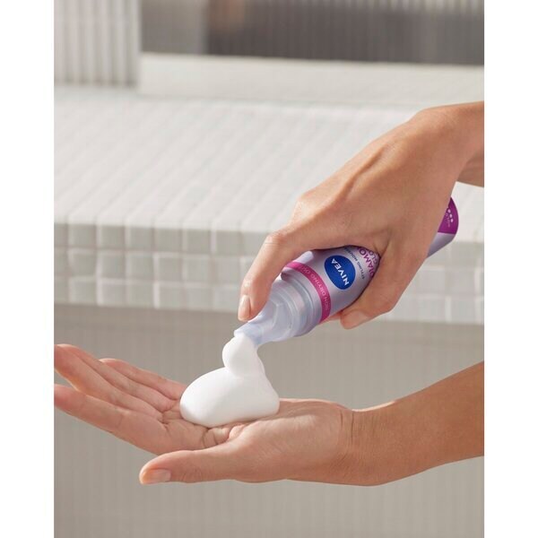 NIVEA Diamond Gloss pena za nego obraza s 4 sredstvi<br>150 ml