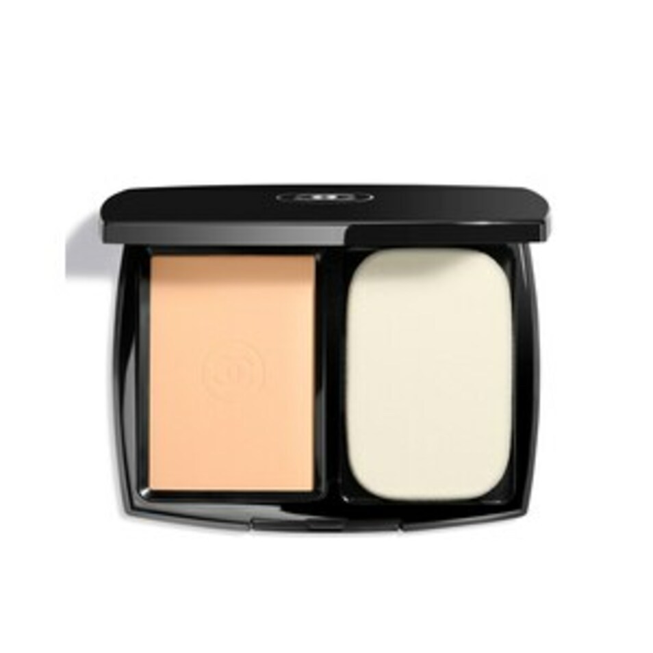 CHANEL ULTRA LE TEINT ΜΑΚΡΑΣ ΔΙΑΡΚΕΙΑΣ ΕΞΑΙΡΕΤΙΚΑ ΑΝΕΤΟ ΣΥΜΠΑΓΕΣ FOUNDATION ΜΕ ΤΕΛΕΙΟ ΦΙΝΙΡΙΣΜΑ