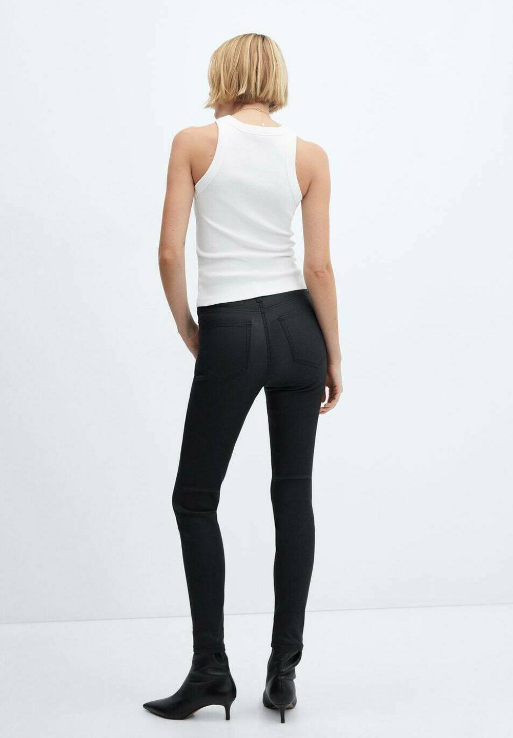 Mango Skinny Fit Jeans - zwart