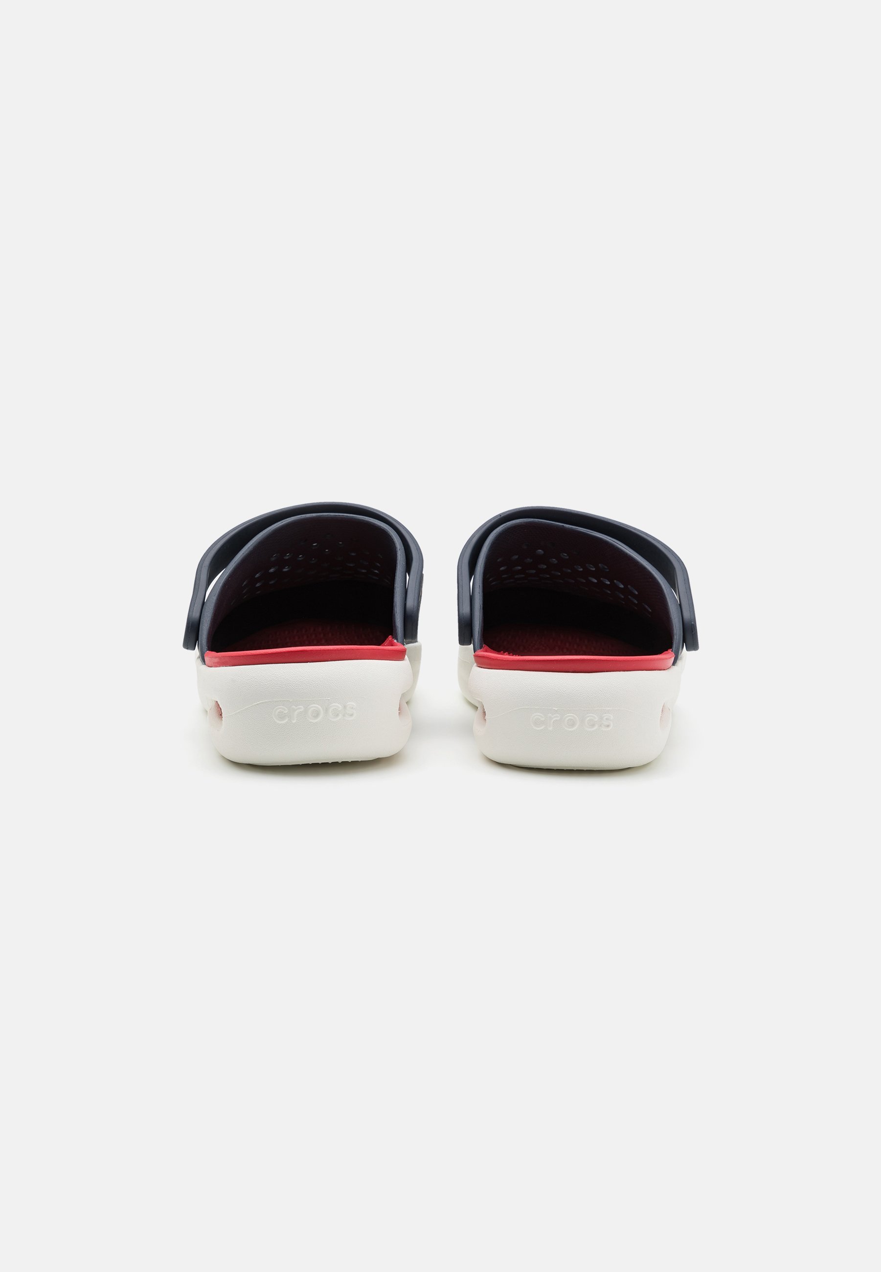 Crocs INMOTION UNISEX - Šľapky do bazéna - námornícka modrá