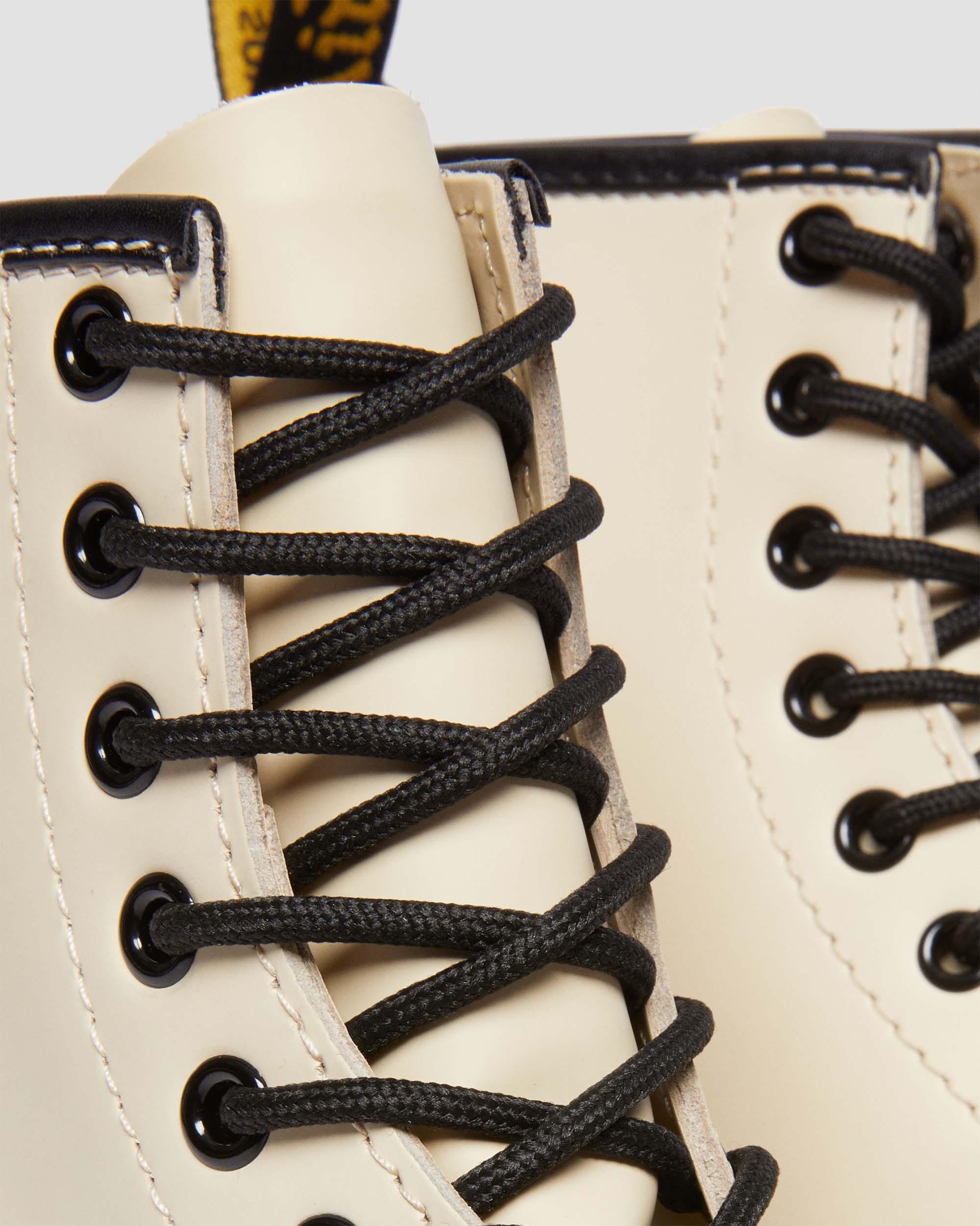 1460 Smooth Leather Lace Up Boots