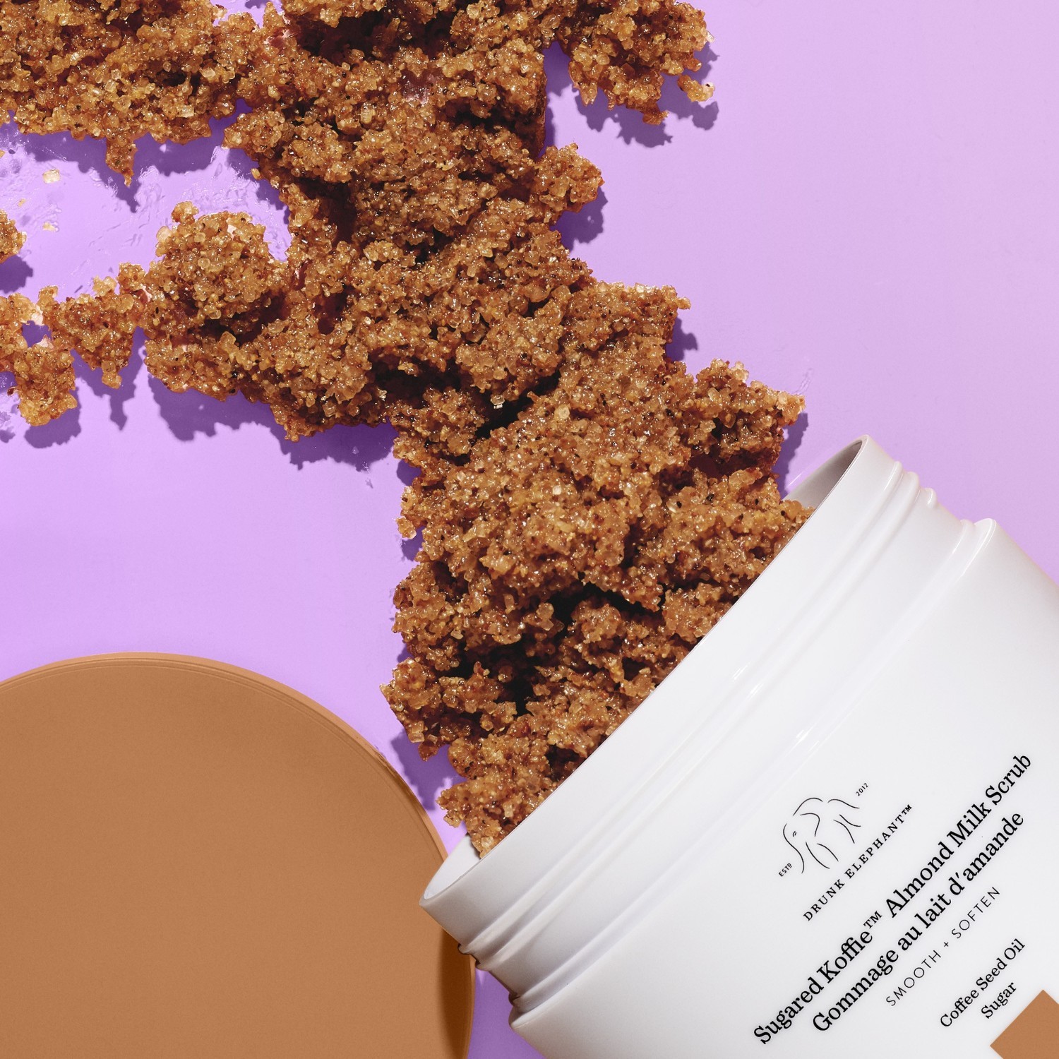 Piling za telo z mandljevim mlekom Drunk Elephant Sugared Koffie™ – 270 ml