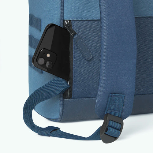Cabaia San Giljan Medium Adventurer Rucksack, Marineblau