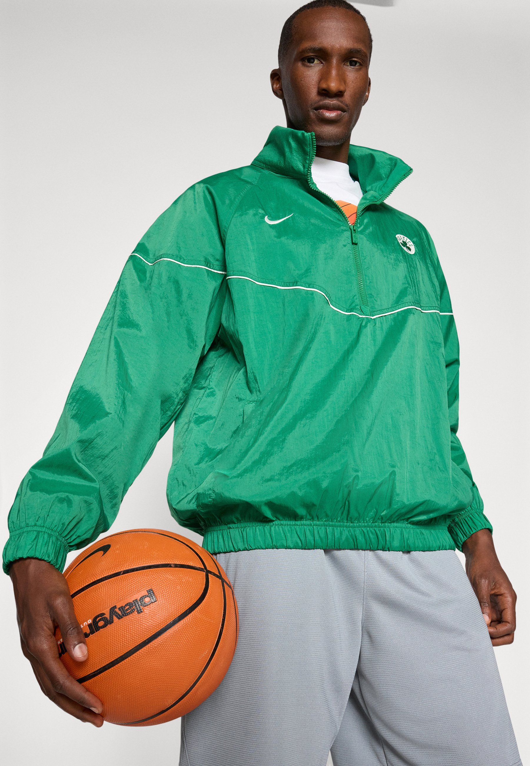 Nike Performance Boston Celtics Club Anorak – Vereinsbekleidung – Grün